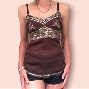 Super cute y2k sequenced cami top.